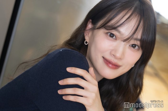 モデルプレスの取材に応じたチョン・ウヒ（C）モデルプレス