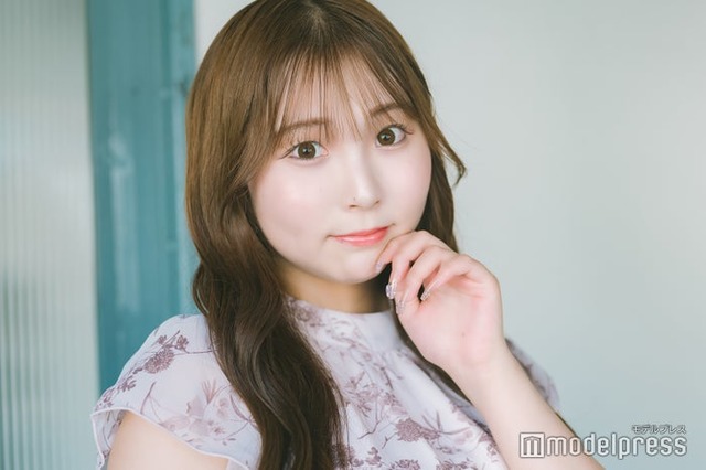 モデルプレスのインタビューに応じた平野百菜さん（C）モデルプレス