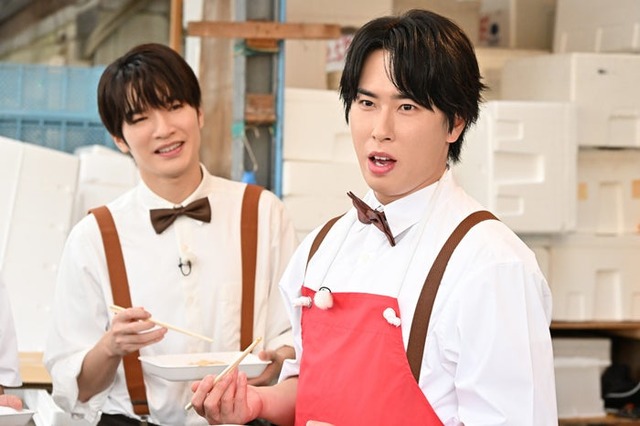 深澤辰哉、宮舘涼太（C）TBS