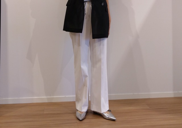 48歳中受ママが塾面談服を2万円以内で【マネキン買い】してみたら「え、アリだったの!?」今まで避けてきたのに実は超使えた名品とは？