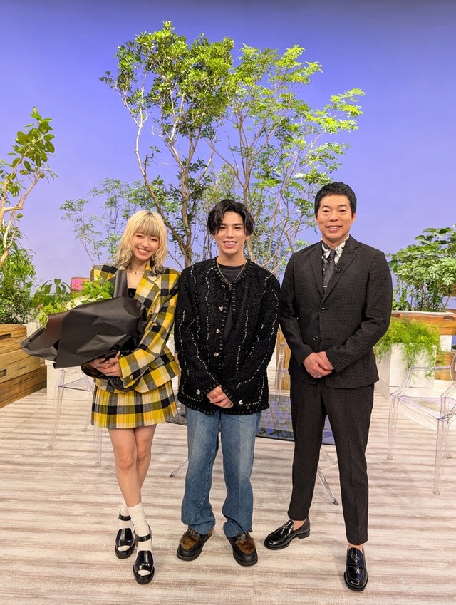 山本舞香、Hiro、今田耕司（C）日本テレビ