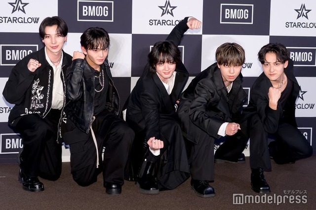 「BMSG 3rd BOYS GROUP【STARGLOW】プレデビュー記者会見」に出席したADAM、TAIKI、RUI、GOICHI、KANON（C）モデルプレス