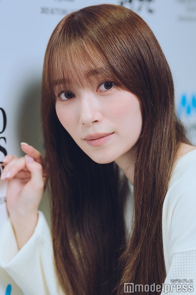 モデルプレスのインタビューに応じた守屋麗奈（C）モデルプレス