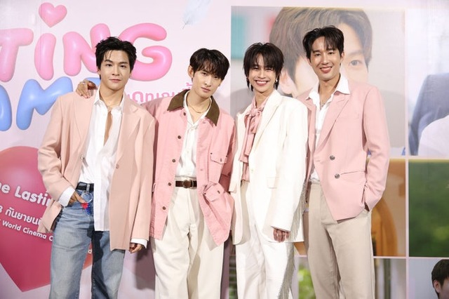 マーチ＝チュターウット・パッタラガムポン、向井康二、フルーク＝ナタット、ユド＝タンタット（C）datinggame2025