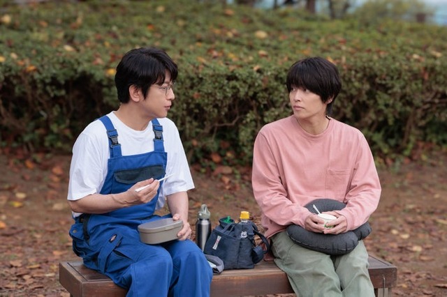 及川光博、手越祐也（C）日本テレビ