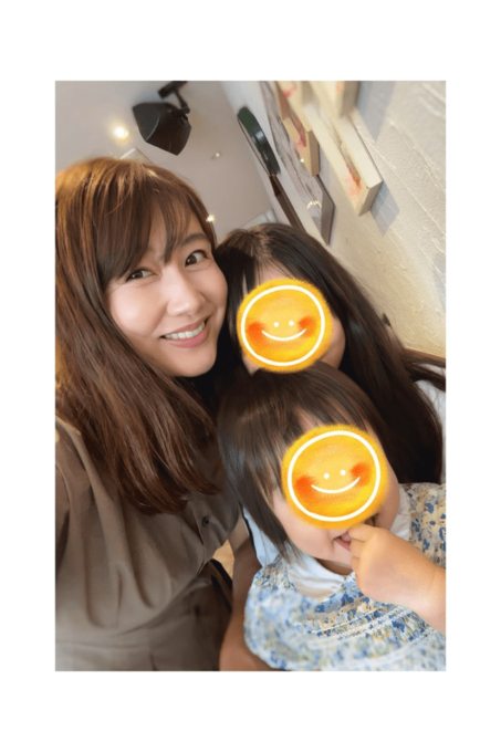 安めぐみ、10歳長女＆1歳次女との顔寄せ3SHOTに「可愛い」「みんな振り向いちゃうだろうな」