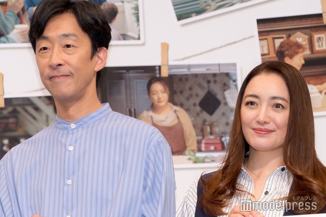 「小さい頃は、神様がいて」舞台挨拶に出席した北村有起哉、仲間由紀恵（C）モデルプレス