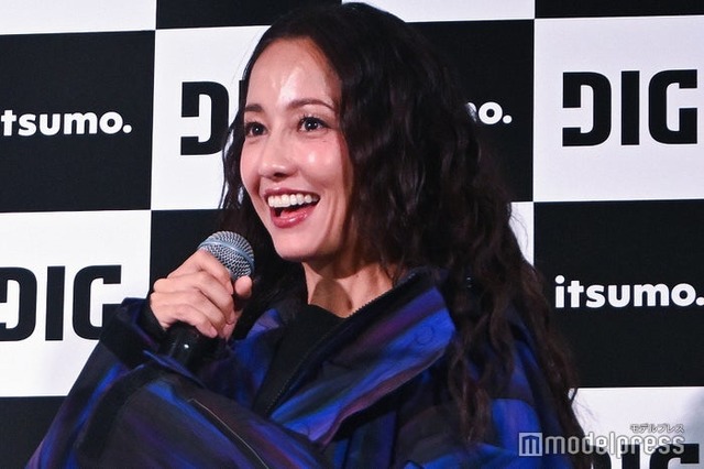「DIG（ディグ）」ブランドローンチ記者会見に出席した沢尻エリカ（C）モデルプレス