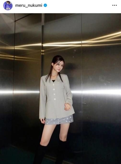 「スタイル抜群」めるる、すらり美脚のミニスカSHOTにファンうっとり「完璧に着こなしててカッコいい」