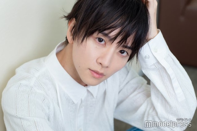 モデルプレスのインタビューに応じた板垣李光人（C）モデルプレス