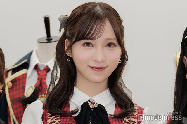 「AKB48 大衣装展 -時代を彩った装跡-」メディア内覧会に出席した小栗有以（C）モデルプレス
