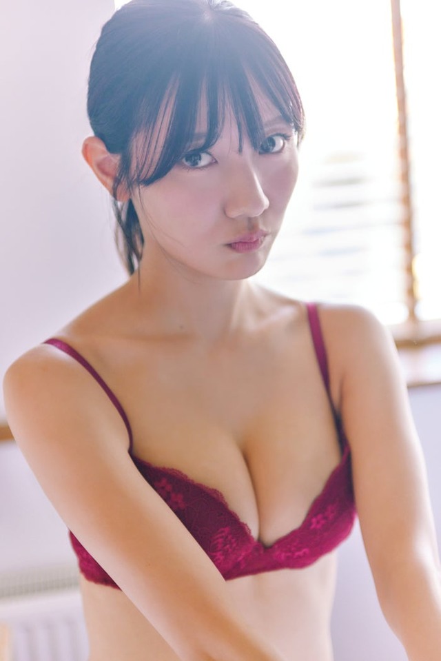 河田陽菜 撮影／SAKAI DE JUN