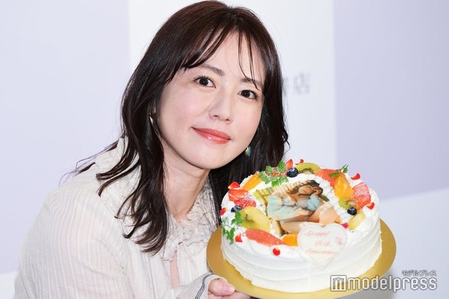 「余韻」発売記念会見に出席した磯山さやか（C）モデルプレス