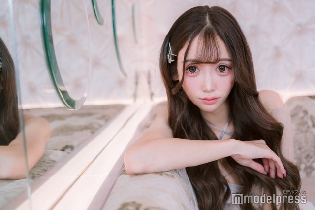 らむ「ディアレスト歌舞伎町」（C）モデルプレス