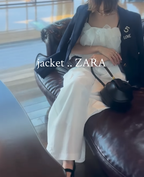 全身ホワイト×【ZARA】ジャケット。休日に映える大人の上品スタイル【40代の毎日コーデ】