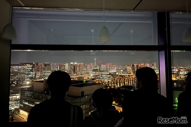 東京港夜景観賞ツアーでの夜景