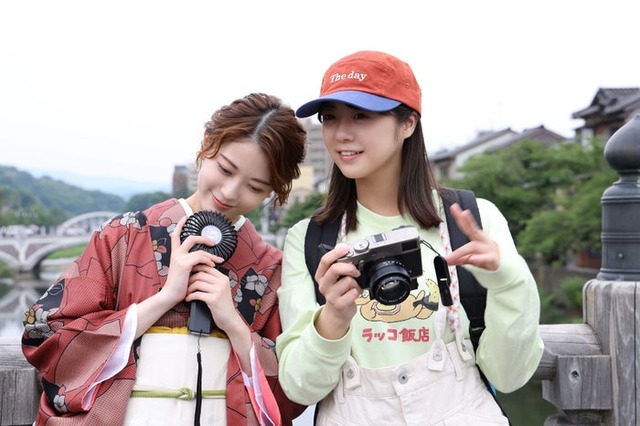 岩本蓮加、冨里奈央「ふたりエスケープ」第5話（C）田口囁一・一迅社／「ふたりエスケープ」製作委員会