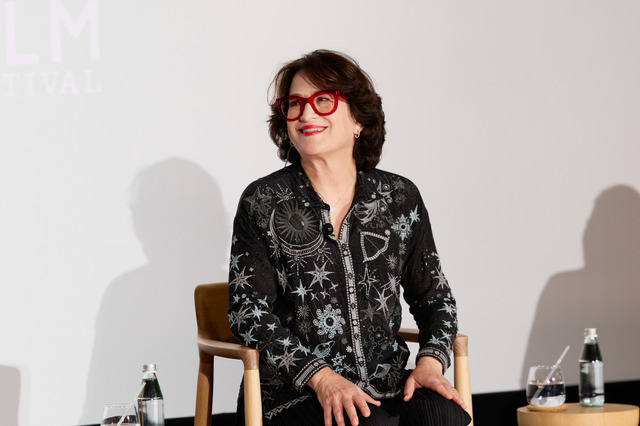 ケリング「ウーマン・イン・モーション」トーク