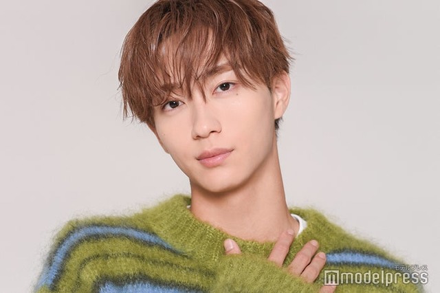 モデルプレスのインタビューに応じた野村康太（C）モデルプレス