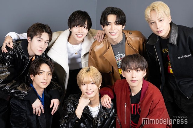 モデルプレスのインタビューに応じたIMP.（左から時計回りに）椿泰我、松井奏、影山拓也、横原悠毅、基俊介、佐藤新、鈴木大河（C）モデルプレス