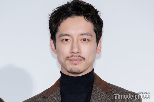 映画「盤上の向日葵」公開御礼舞台挨拶に出席した坂口健太郎（C）モデルプレス