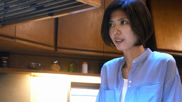 『月のこおり』©️2025年映画「月のこおり」製作委員会