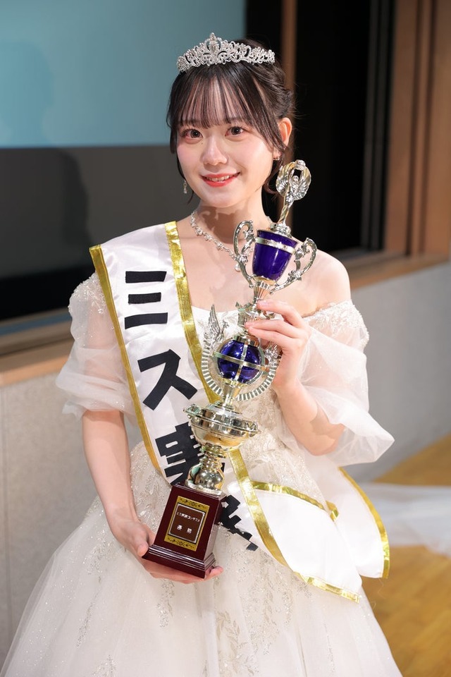 「ミス実践コンテスト2025」グランプリに輝いた齋藤楓華さん（提供写真）