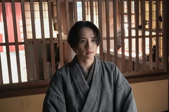 板垣李光人（C）NHK