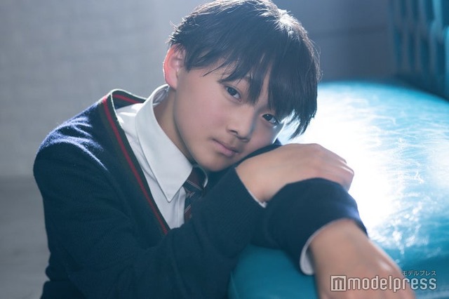 モデルプレスのインタビューに応じた斎藤羽雲くん（C）モデルプレス
