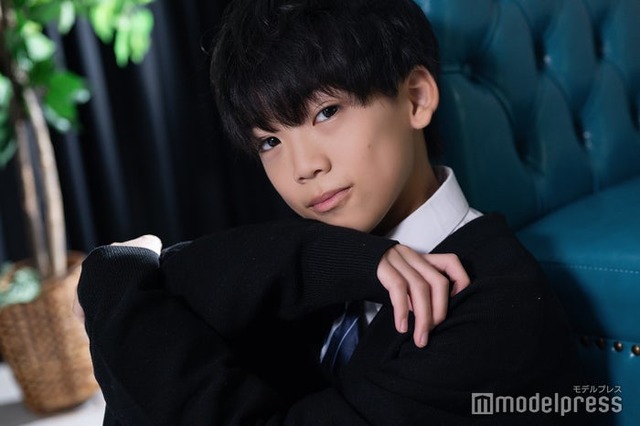 モデルプレスのインタビューに応じた芹川壽都くん（C）モデルプレス