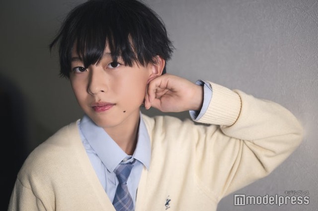 モデルプレスのインタビューに応じた茶屋本想士くん（C）モデルプレス