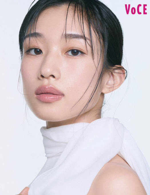 河合優実、透明感と存在感を引き立てるドレスSHOT披露！長濱ねるは可憐な“マシュマロの妖精”に