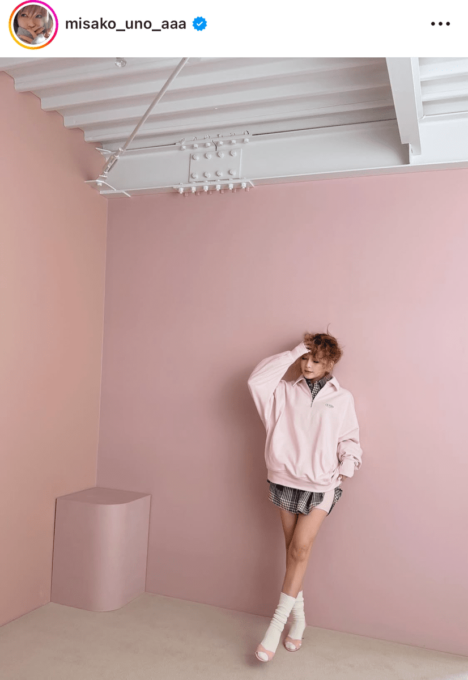 宇野実彩子、ほっそり美脚コーデにファン歓喜「ほんと天才！！」「めちゃめちゃ可愛い」