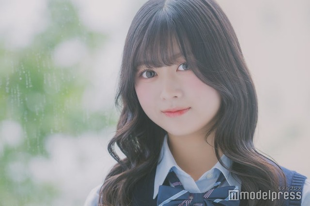 モデルプレスのインタビューに応じたゆなさん（C）モデルプレス