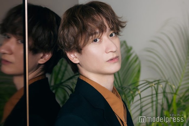 モデルプレスのインタビューに応じた宮田俊哉（C）モデルプレス