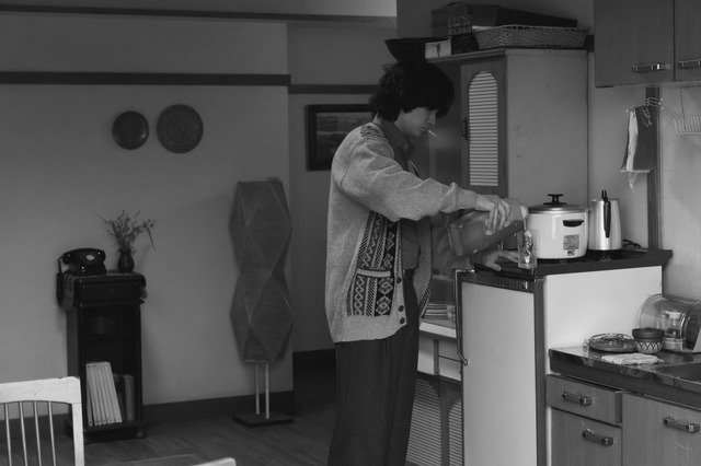 『星と月は天の穴』©2025「星と月は天の穴」製作委員会