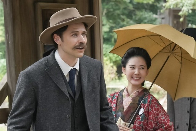 北香那、トミー・バストウ「ばけばけ」第41話（C）NHK