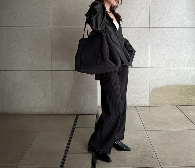 忙しい日こそ頼りたい！オールブラックで叶える、きれいめきちんとスタイル【40代の毎日コーデ】