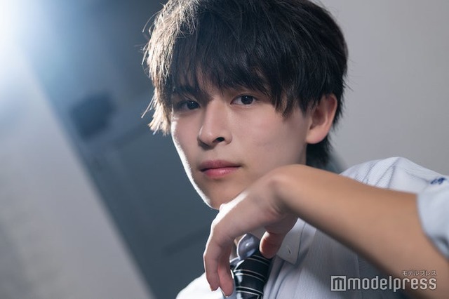 モデルプレスのインタビューに応じた山口凌摩くん（C）モデルプレス