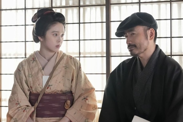 高石あかり、岩崎う大「ばけばけ」第45話（C）NHK