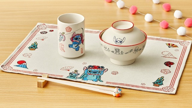 ランチョンマット 2,400円/ 湯のみ 2,200円/ 汁椀 2,500円/お箸 1,600円