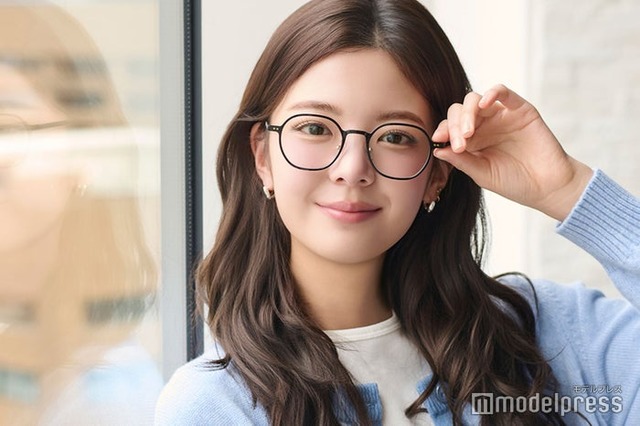 モデルプレスのインタビューに応じたリア（C）モデルプレス