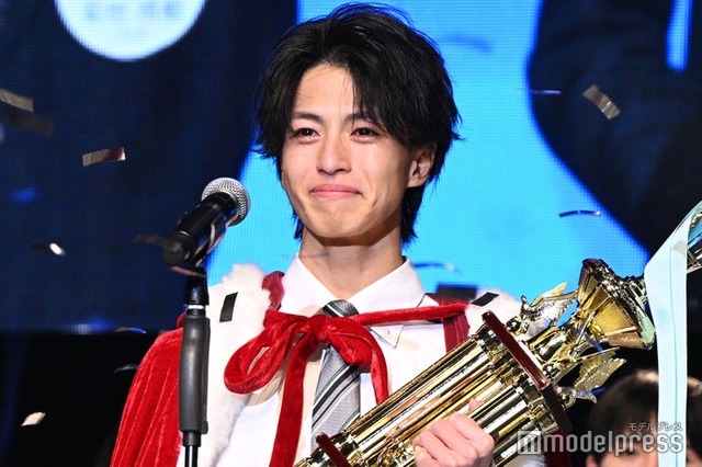 「男子高生ミスターコン2025」グランプリに輝いた楢崎悠亮くん（C）モデルプレス