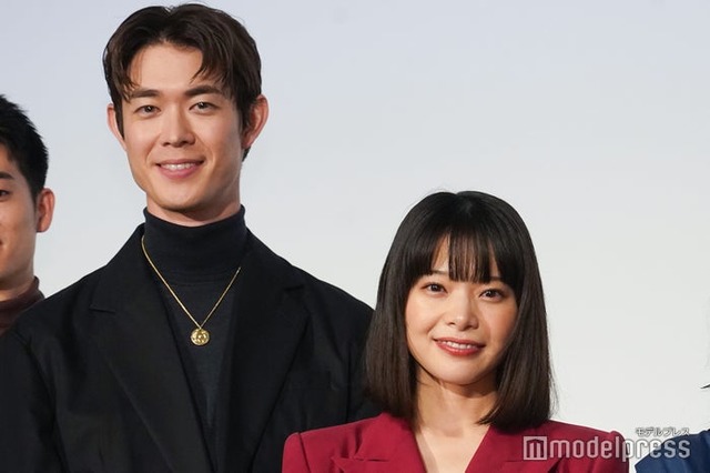 映画「佐藤さんと佐藤さん」公開記念舞台挨拶に登壇した宮沢氷魚、岸井ゆきの（C）モデルプレス