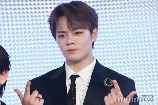 鶴房汐恩（C）モデルプレス