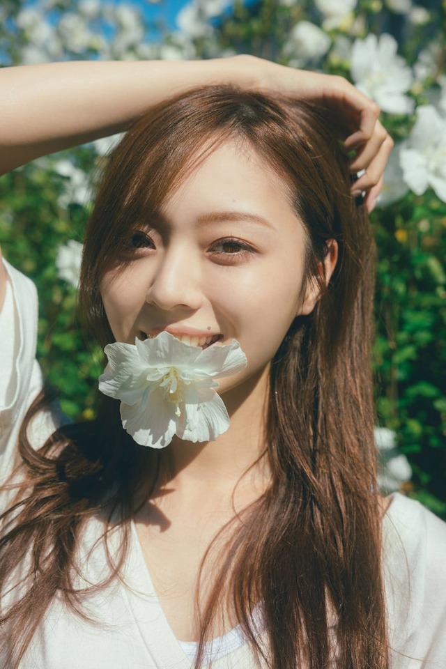 梅澤美波 2nd写真集／撮影：東京祐