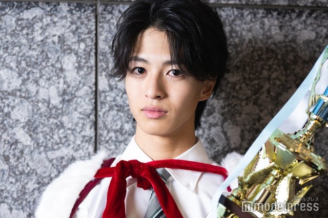 モデルプレスのインタビューに応じた楢崎悠亮くん（C）モデルプレス