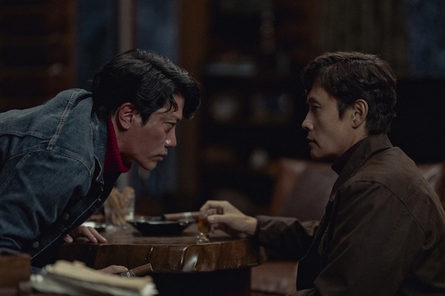 『しあわせな選択』2025 CJ ENM Co., Ltd., MOHO FILM ALL RIGHTS RESERVED