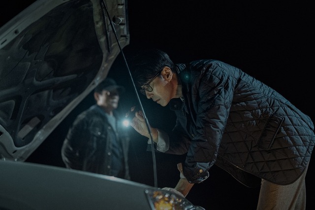 『しあわせな選択』2025 CJ ENM Co., Ltd., MOHO FILM ALL RIGHTS RESERVED