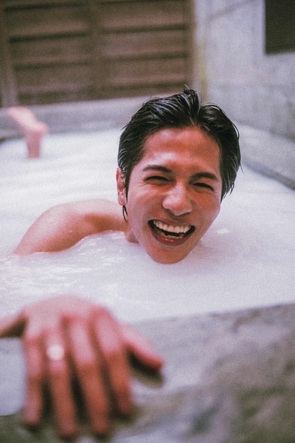 志尊淳アニバーサリー写真集「final」／撮影 柿本ケンサク　(C)マガジンハウス